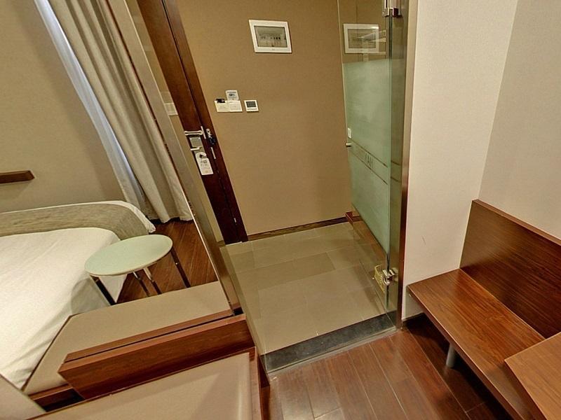 Ji Hotel Jing'An Temple Shanghai Exterior photo
